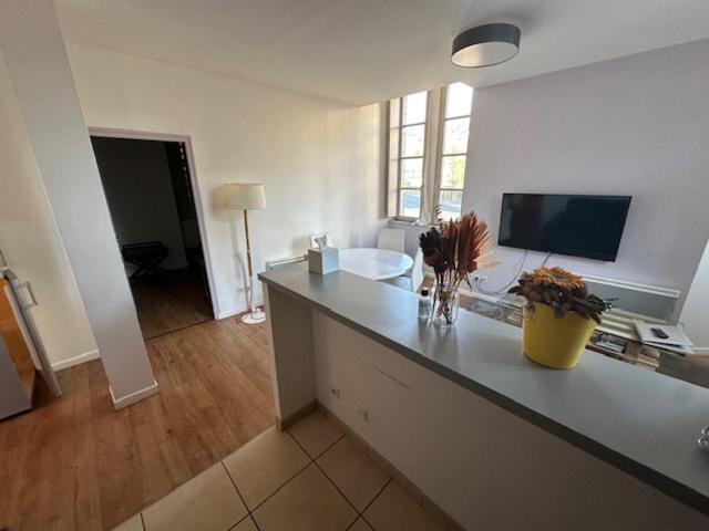 Cocon Au Calme Sur Vezere Apartment Uzerche Exterior foto